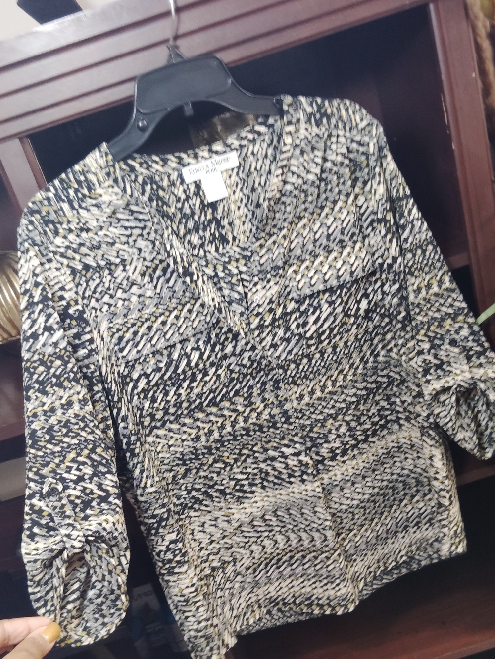 Rebecca Malone Black and Cream Patterned V-Neck Blouse